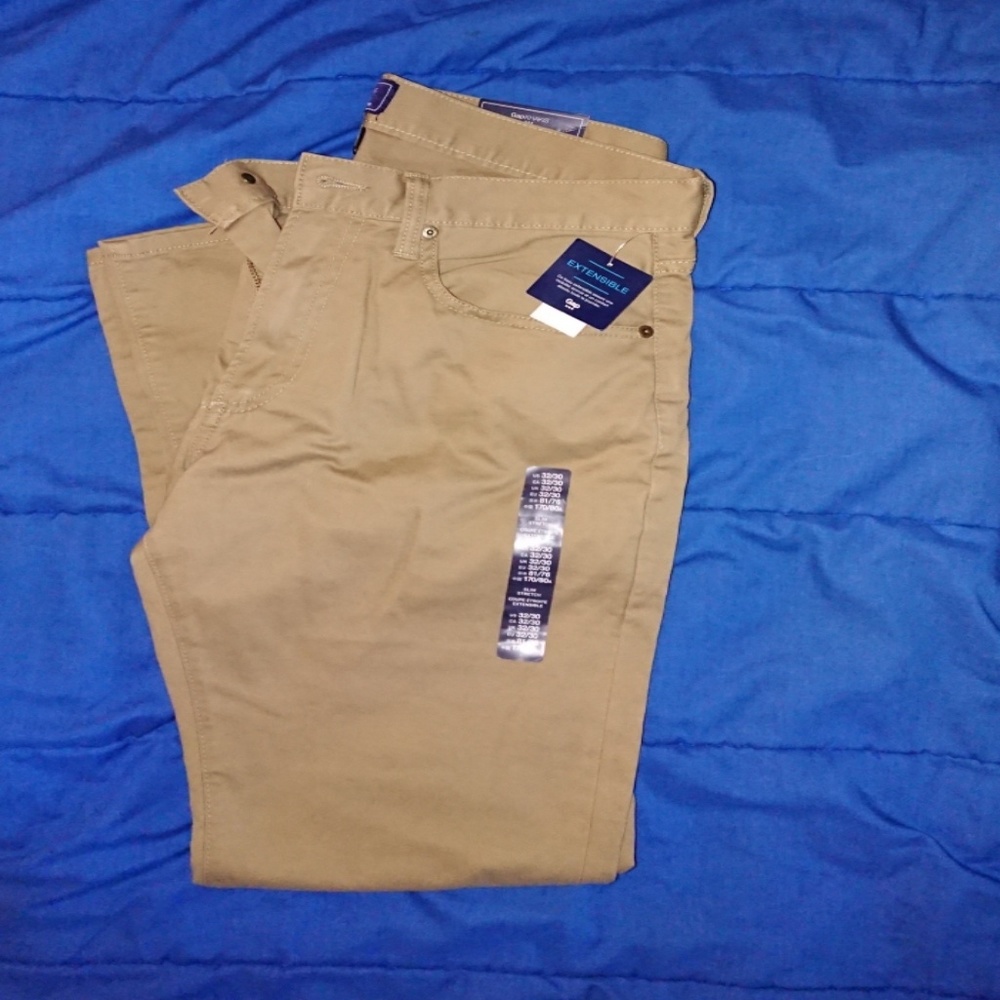 Gap khakis